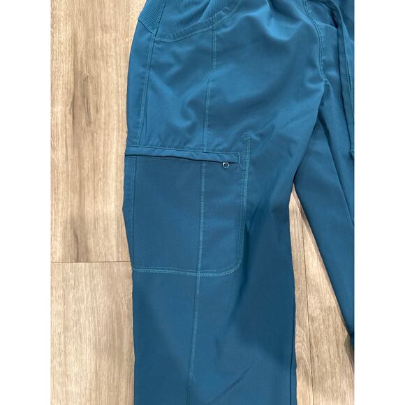 Cherokee Workwear Scrubs Size Small - Picture 3 of 9